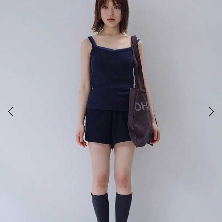 [BUNJANG] Ohecio Ribbed V-Neck Sleeveless Top - Blue / 새상품 오헤시오 골지 브이넥 슬리브리스 블루