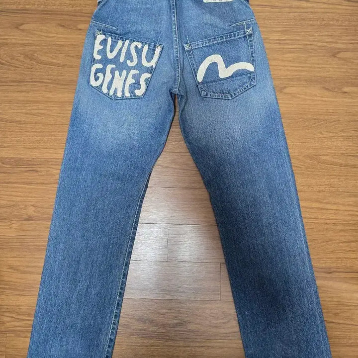 [BUNJANG] EVISU Washed Damage Denim Jeans / [31] 에비수 워싱 데미지 데님