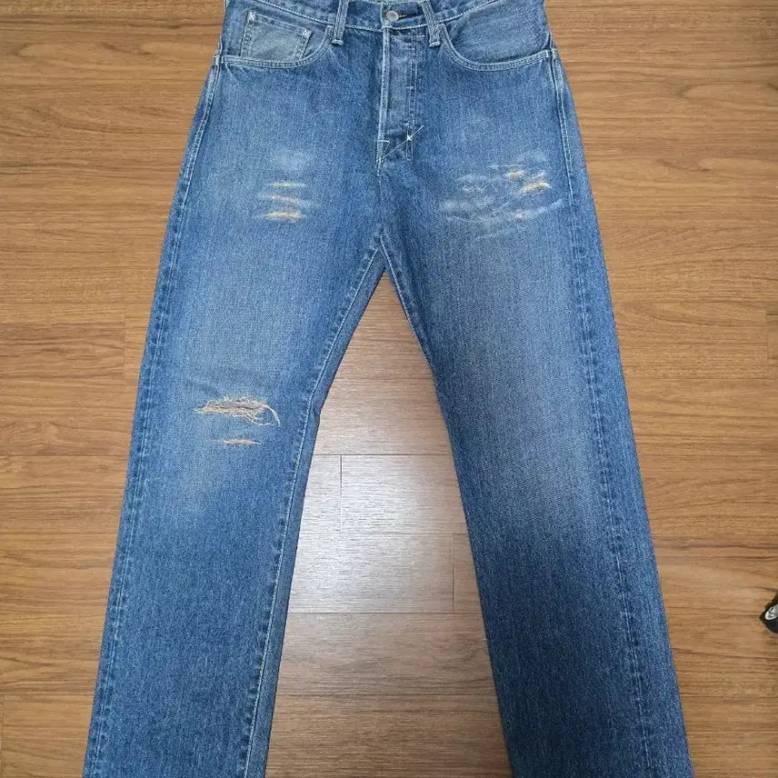 [BUNJANG] EVISU Washed Damage Denim Jeans / [31] 에비수 워싱 데미지 데님