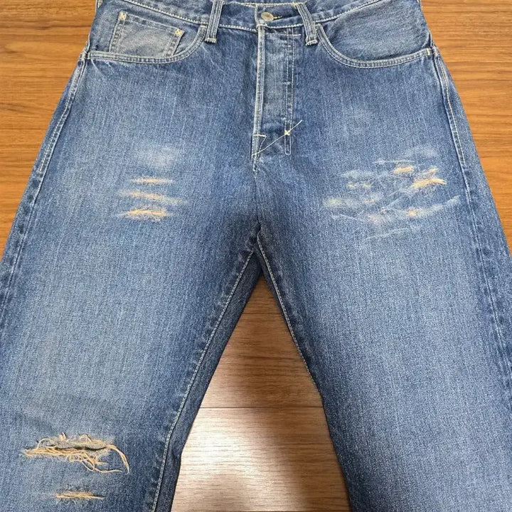 [BUNJANG] EVISU Washed Damage Denim Jeans / [31] 에비수 워싱 데미지 데님