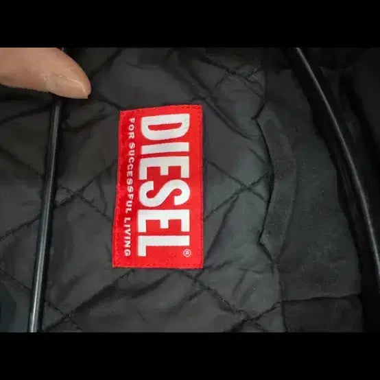 [BUNJANG] Diesel J-GREEN Hooded Windbreaker Jacket Black Size 48 / 디젤 J-GREEN 후드 윈드브레이커 블랙 48
