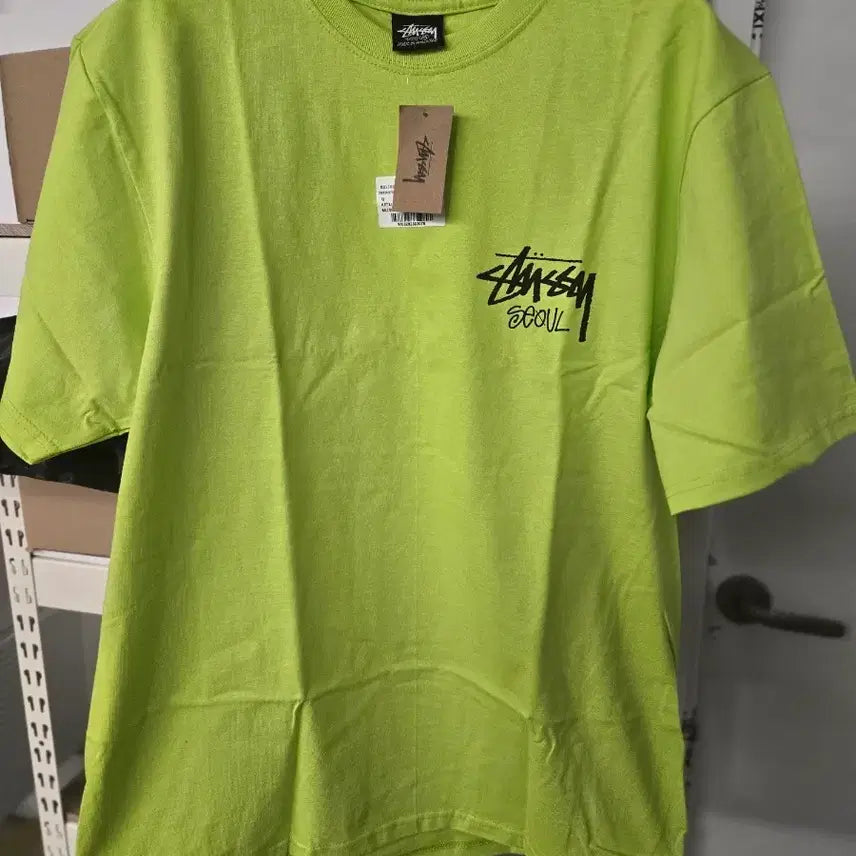 [BUNJANG] Stussy Seoul Limited Edition T-Shirt (Size M) / 스투시 서울 한정 티셔츠 M 새제품