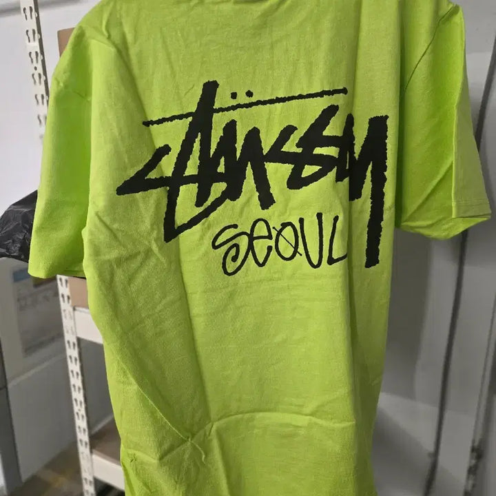 [BUNJANG] Stussy Seoul Limited Edition T-Shirt (Size M) / 스투시 서울 한정 티셔츠 M 새제품