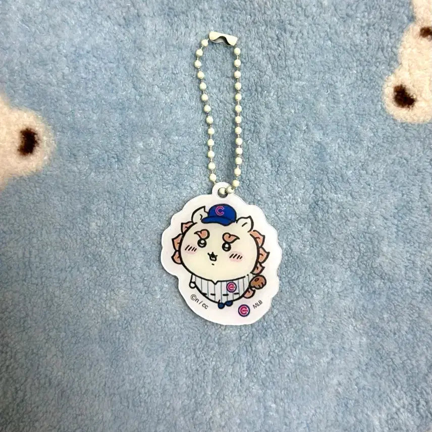 [BUNJANG] Chiikawa Baseball Acrylic Keychain / 치이카와 야구 시사 아크릴 키링