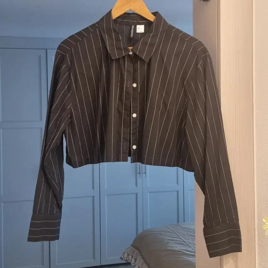 [BUNJANG] H&amp;M Striped Crop Shirt / 한번도 안입은 h&amp;m 크롭 셔츠