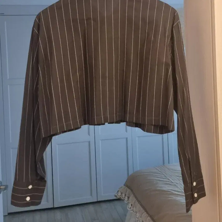 [BUNJANG] H&amp;M Striped Crop Shirt / 한번도 안입은 h&amp;m 크롭 셔츠