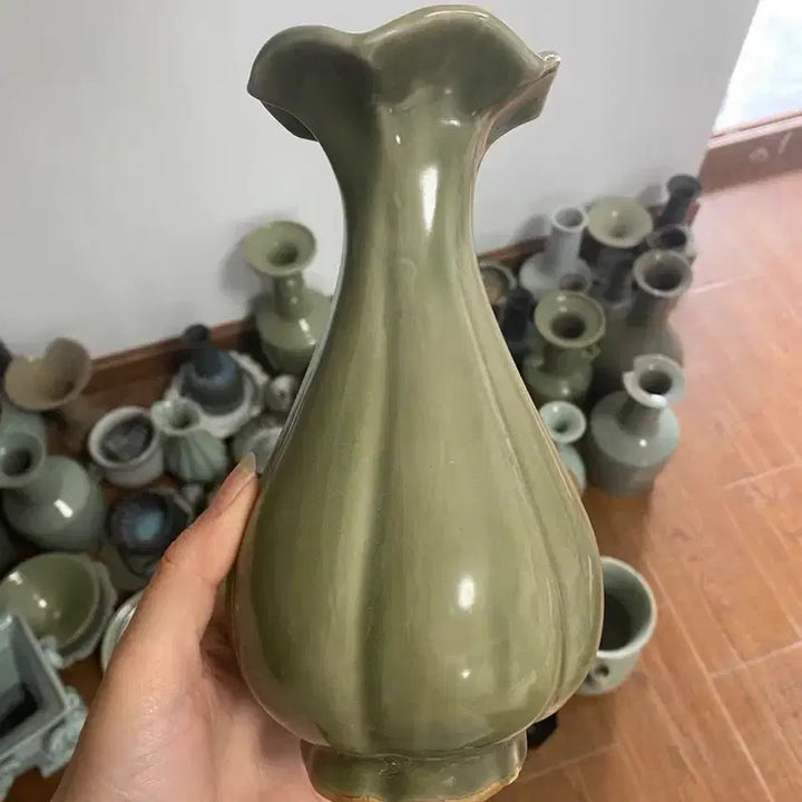 [BUNJANG] Genuine Longquan Celadon Vase - Mid-Qing Dynasty / 진품 청나라 중후기 (운송시간9일)