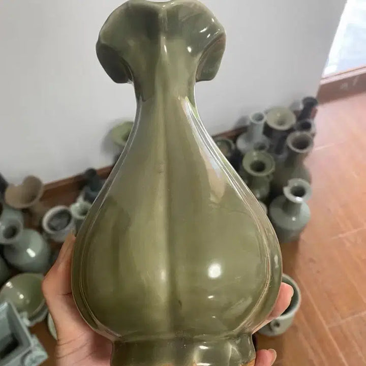 [BUNJANG] Genuine Longquan Celadon Vase - Mid-Qing Dynasty / 진품 청나라 중후기 (운송시간9일)