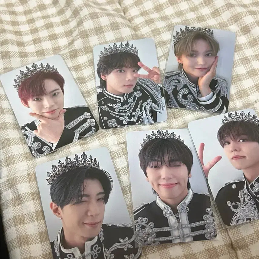 [SOLD OUT] ONF 온앤오프 스포트라이트 바람막이 + 포토카드