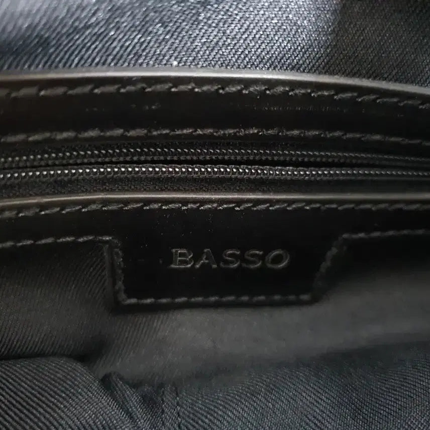 [BUNJANG] 바쏘 BASSO 가죽 숄드 크로스 백, 비지니스 백 / 바쏘 BASSO 가죽 숄드 크로스 백, 비지니스 백