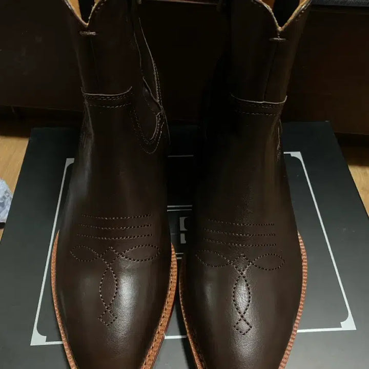 [BUNJANG] 길프 Molko 45 Cuban boot in Brownskin / 길프 Molko 45 Cuban boot in Brownskin