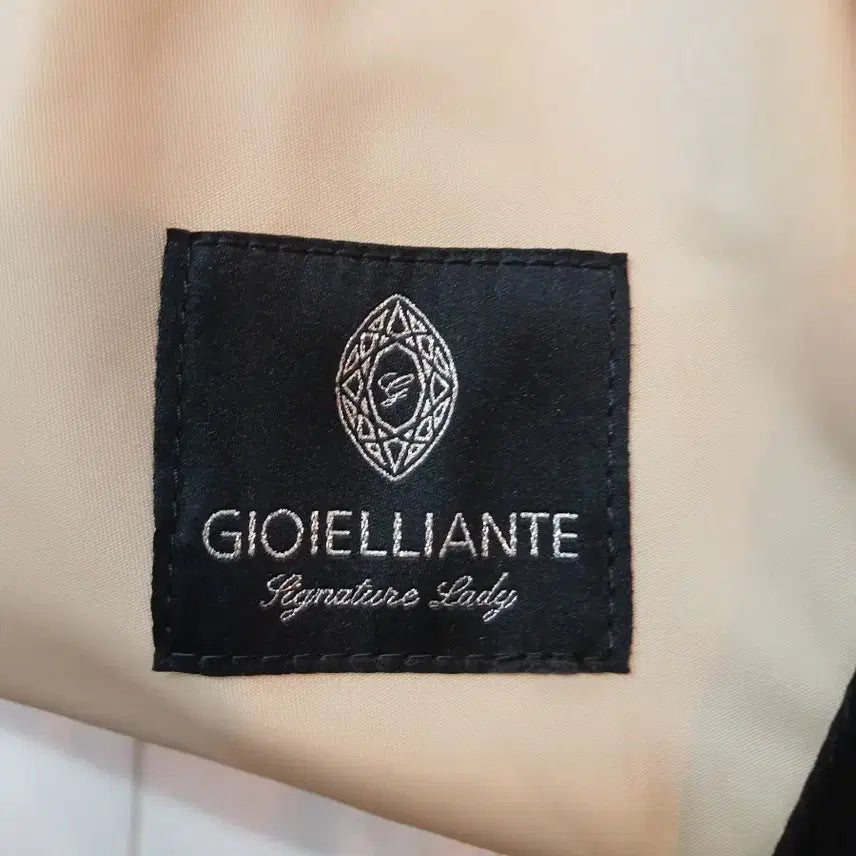 [BUNJANG] GIOIELLIANTE Beige Drawstring Shoulder Bag / GIOIELLIANTE 베이지드로우스트링  숄더백