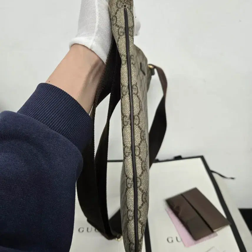 [BUNJANG] Gucci Signature Shoulder Bag / [보증서 정품] 구찌 시그니처 숄더백