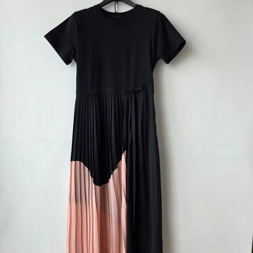 [SOLD OUT] S/시폰 플리츠 배색 원피스