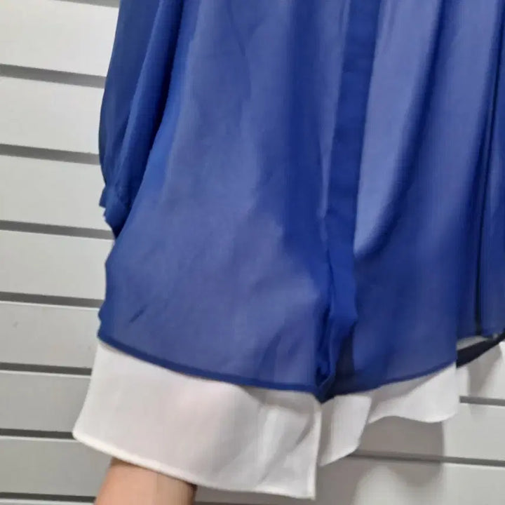 [BUNJANG] 지센 이너있는 하늘하늘 쉬폰블라우스 66/옷장꾸미기 / 지센 이너있는 하늘하늘 쉬폰블라우스 66/옷장꾸미기