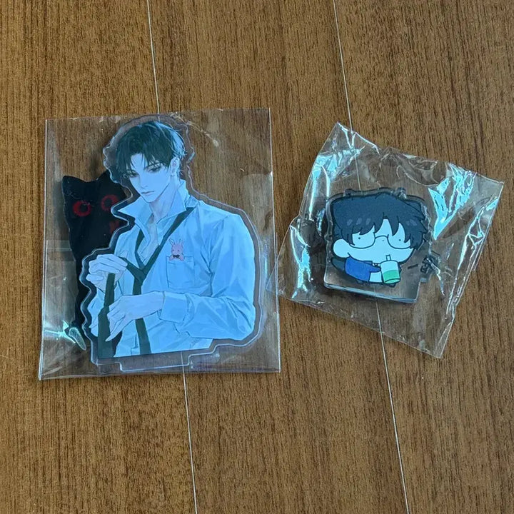 [BUNJANG] Koe-dam Chul-geun Yeong-kyu Kim Sol-eum Acrylic Stand + Daechungsaenggin Sol-nyang-i Korotto / 괴담출근 괴출 영큐 김솔음 아크릴 스탠드 + 대충생긴 솔냥이 코롯토