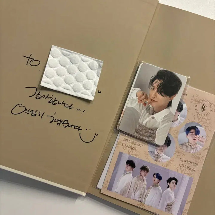 [BUNJANG] Forestella Signed Album / 포레스텔라 싸인앨범(ㅂㅁ품)