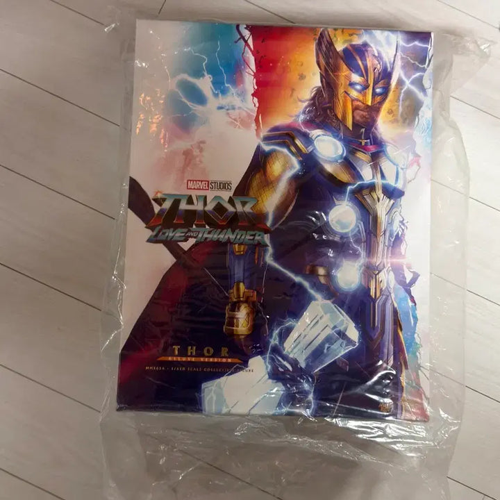 [SOLD OUT] 핫토이 러브앤썬더 토르 디럭스 팝니다