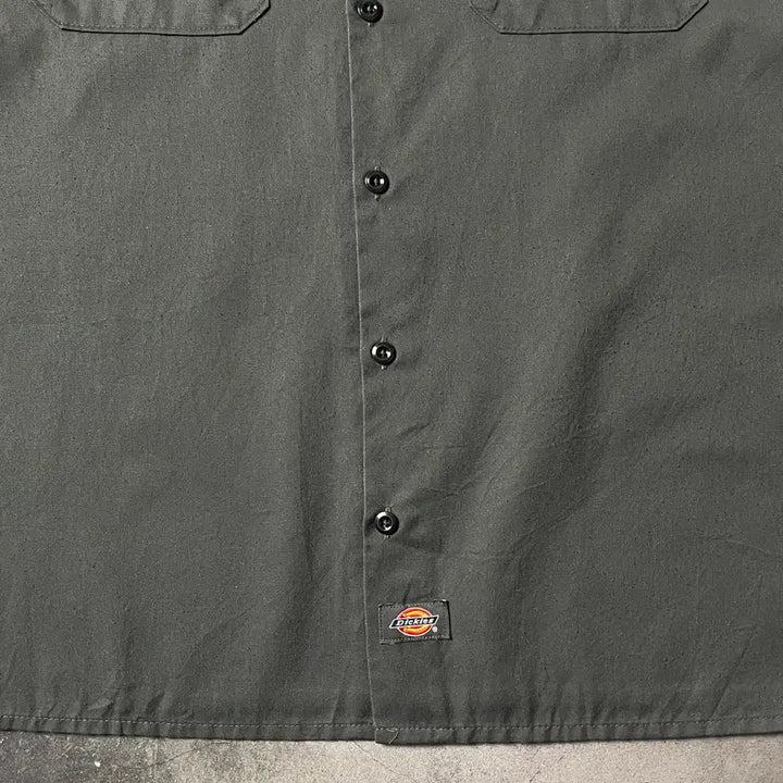 [BUNJANG] DICKIES 디키즈 빈티지 그레이 플랩포켓 워크 셔츠 A00882 / DICKIES 디키즈 빈티지 그레이 플랩포켓 워크 셔츠 A00882