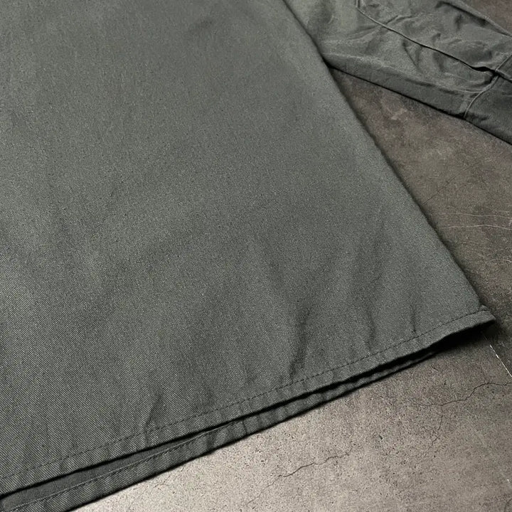 [BUNJANG] DICKIES 디키즈 빈티지 그레이 플랩포켓 워크 셔츠 A00882 / DICKIES 디키즈 빈티지 그레이 플랩포켓 워크 셔츠 A00882