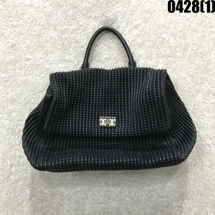 [SOLD OUT] DECKE 블랙 셔링 플랩 토트백