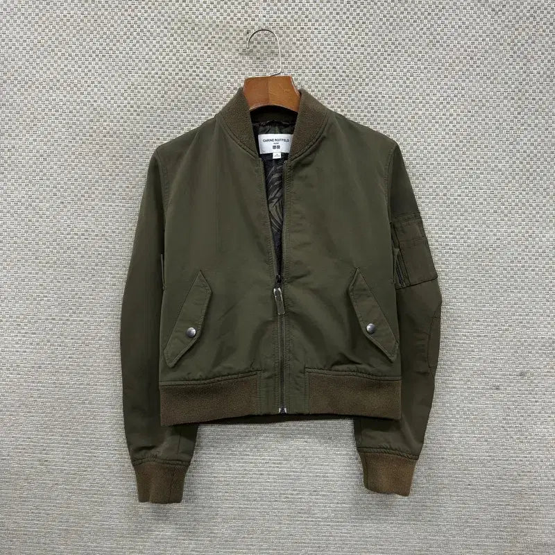 [BUNJANG] Uniqlo Carine Roitfeld Cropped Bomber Jacket M / 유니클로 카린로이펠트 크롭 항공점퍼 M D00147