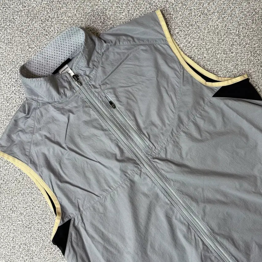 [BUNJANG] Patagonia Ultralight Windbreaker Vest L / 파타고니아 초경량 바람막이 조끼 L