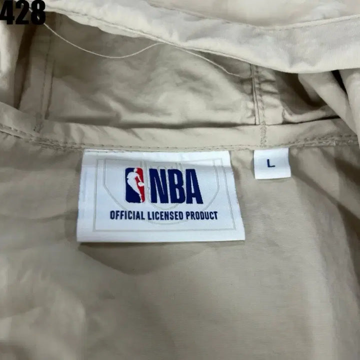 [BUNJANG] NBA 베이지 후드 바람막이 점퍼 / NBA 베이지 후드 바람막이 점퍼