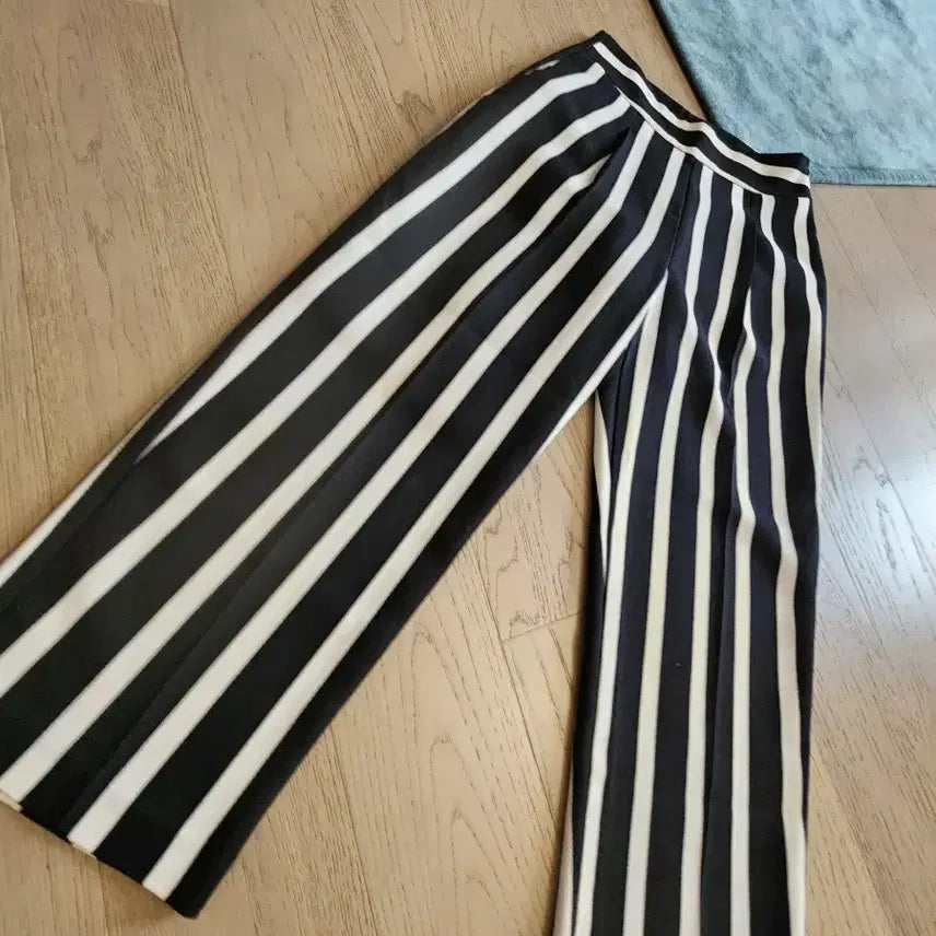 [SOLD OUT] 개인제작브랜드)스트라이프 팬츠