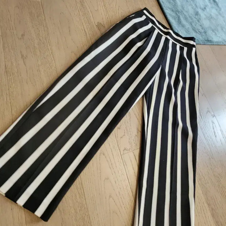 [SOLD OUT] 개인제작브랜드)스트라이프 팬츠