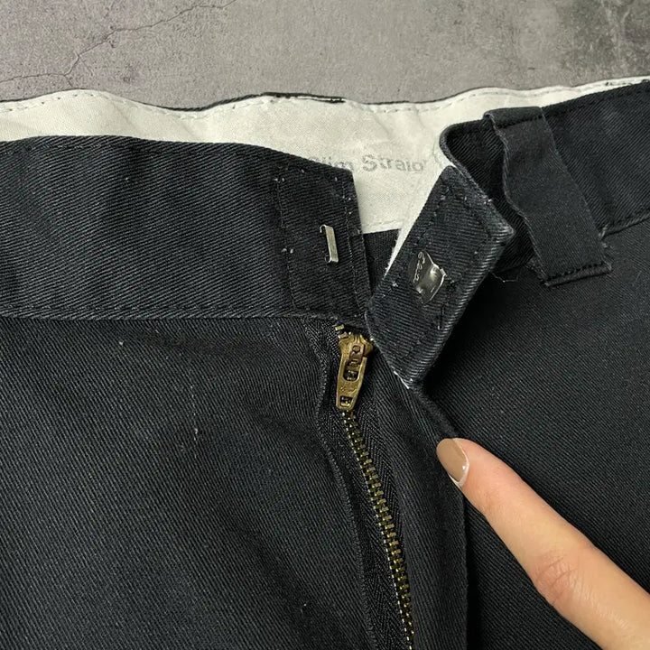 [BUNJANG] DICKIES 디키즈 블랙 슬림 스트레이트핏 워크 팬츠 A00886 / DICKIES 디키즈 블랙 슬림 스트레이트핏 워크 팬츠 A00886