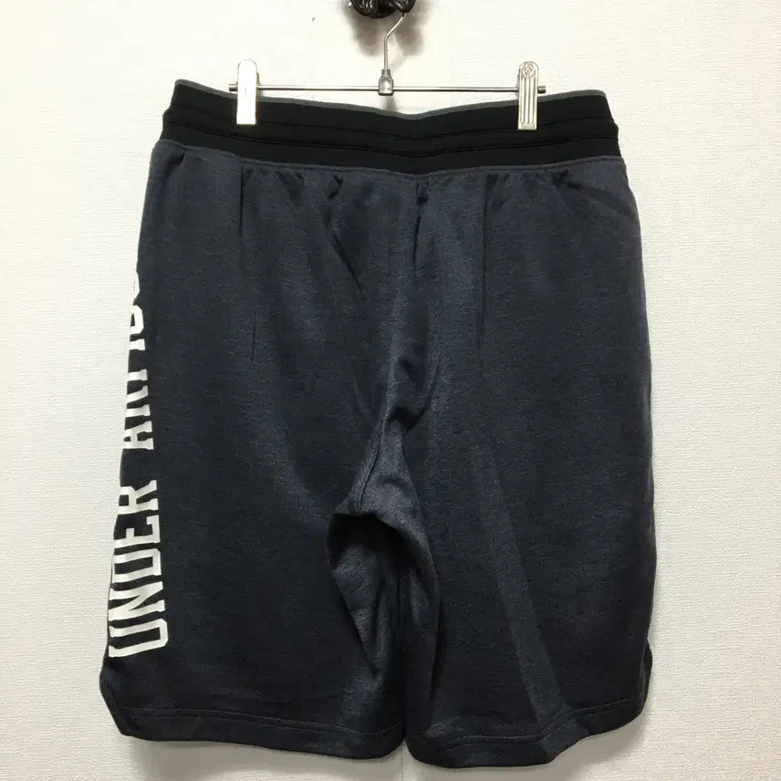 [SOLD OUT] 언더아머 남성 반바지