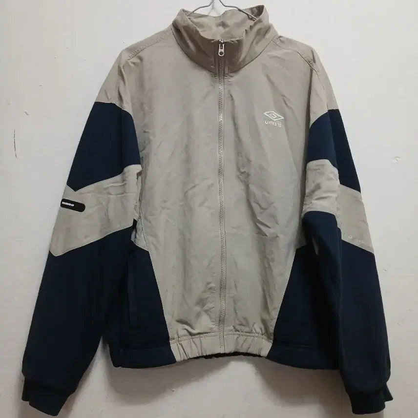 [SOLD OUT] 엄브로 남성 여성공용 배색 바람막이 자켓 점퍼 사이즈 S 90