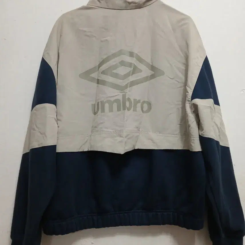 [SOLD OUT] 엄브로 남성 여성공용 배색 바람막이 자켓 점퍼 사이즈 S 90