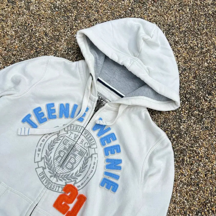 [BUNJANG] Teenie Weenie White Hoodie Zip-up / 티니위니 화이트 후드집업