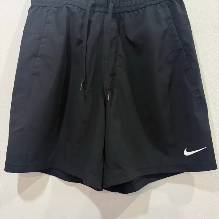 [SOLD OUT] 나이키 블랙 반바지 드라이핏