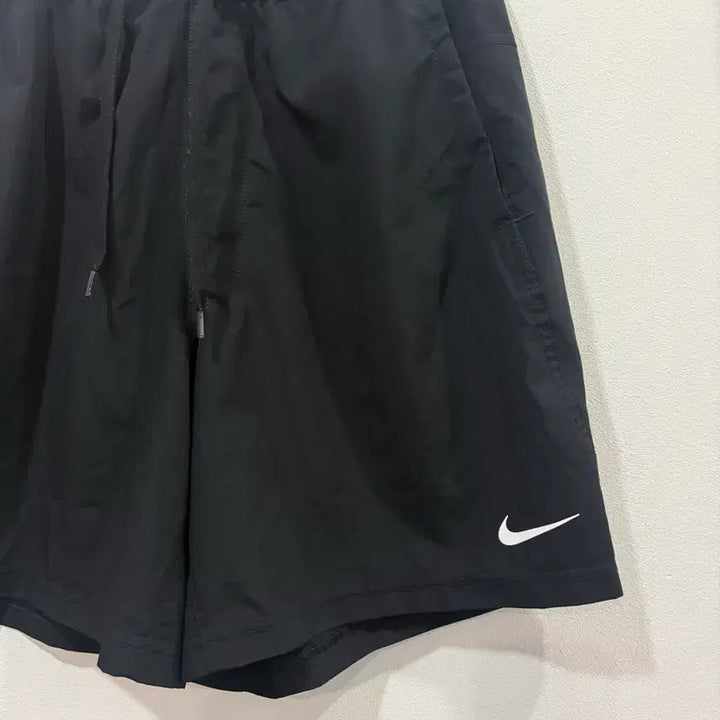 [SOLD OUT] 나이키 블랙 반바지 드라이핏