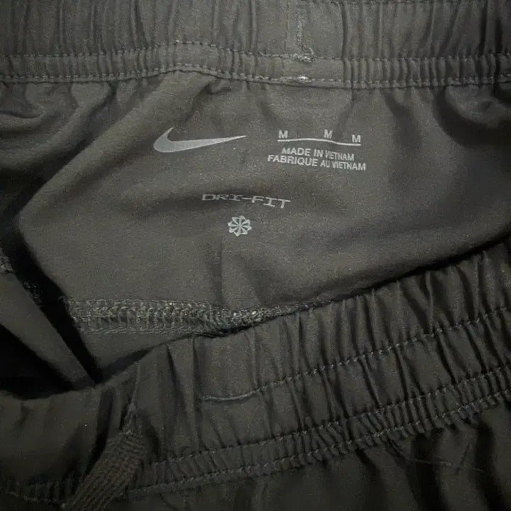 [SOLD OUT] 나이키 블랙 반바지 드라이핏