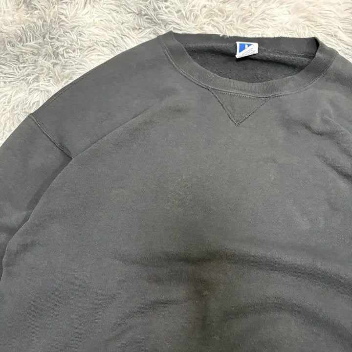 [SOLD OUT] [L] 90s 러셀 스웻셔츠 맨투맨 faded 블랙
