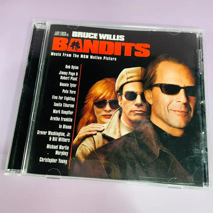 [BUNJANG] [중고음반/CD] 밴디츠 BANDITS 영화음악 OST / [중고음반/CD] 밴디츠 BANDITS 영화음악 OST