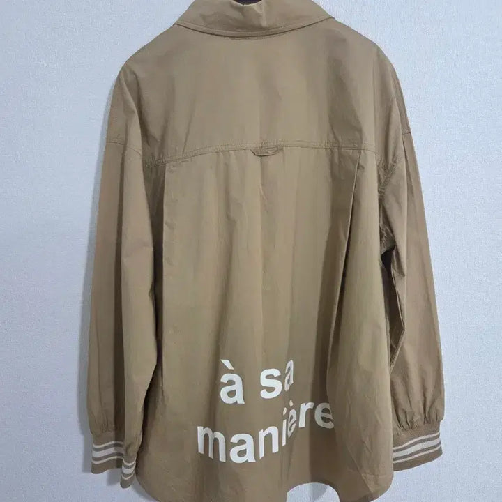 [SOLD OUT] 더아이잗 면 블라우스