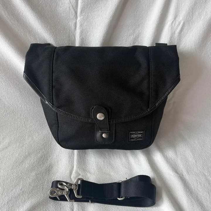 [BUNJANG] Porter x Docomo Shoulder Bag / Porter x Docomo Shoulder Bag