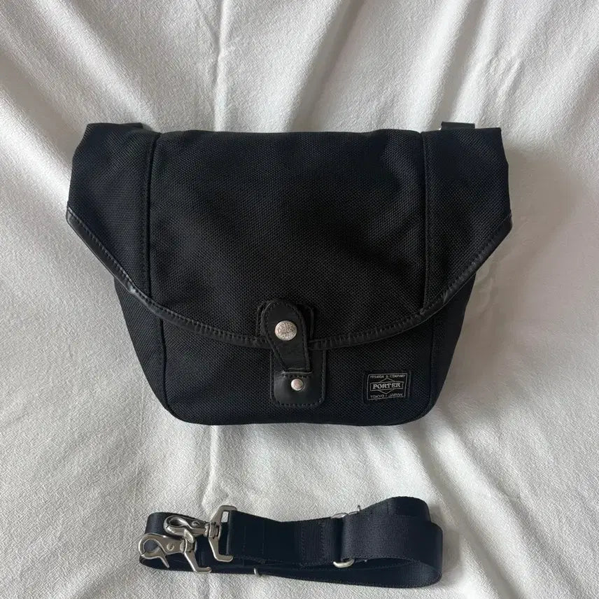[BUNJANG] Porter x Docomo Shoulder Bag / Porter x Docomo Shoulder Bag