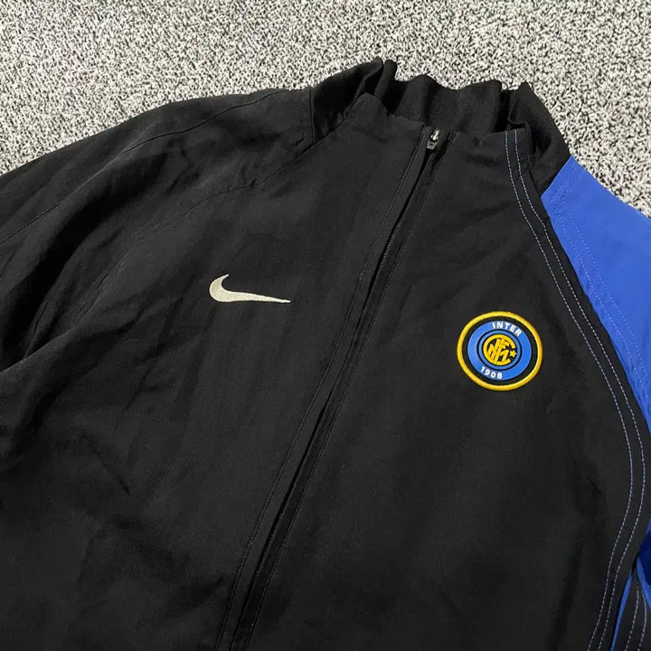 [SOLD OUT] 빈티지9. 나이키 인터밀란 빈티지 올드스쿨 바람막이 메쉬 점퍼 블랙블루