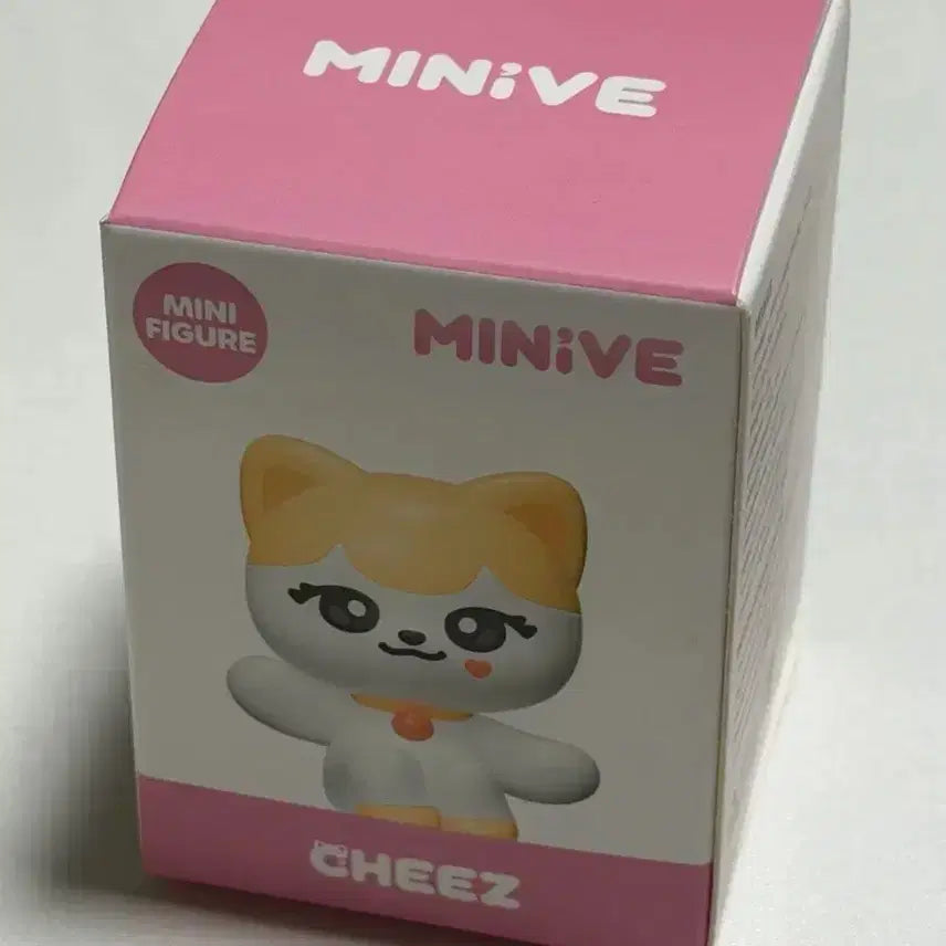 [BUNJANG] IVE MiniB Cheese Mini Figure / 아이브 미니브 치즈 미니 피규어