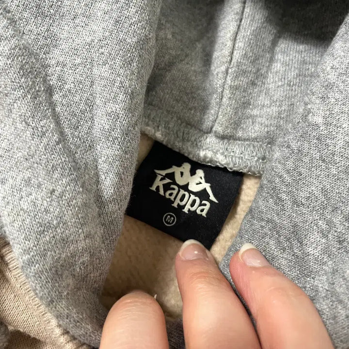 [BUNJANG] 빈티지9. KAPPA X GU 카파 지유 콜라보 배색 후드 티셔츠 스웻 / 빈티지9. KAPPA X GU 카파 지유 콜라보 배색 후드 티셔츠 스웻