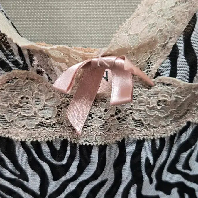 [SOLD OUT] 에블린 제브라 패턴 레이스 슬립 원피스M