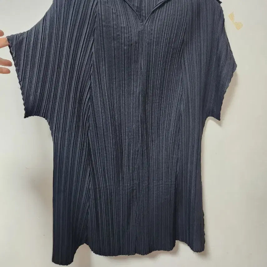 [SOLD OUT] 플리츠미 플리츠 세일러 카라 블라우스