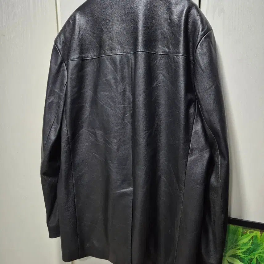 [SOLD OUT] (타임세일)VTG. FORMIA 포미아 블랙 양가죽 자켓