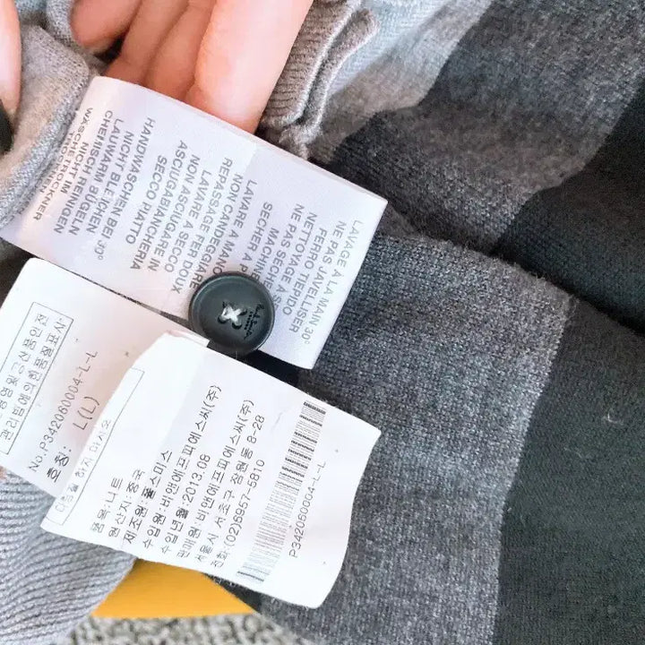 [BUNJANG] 몽빈티지(L)폴스미스남자메리노울100%한글택V넥가디건 / 몽빈티지(L)폴스미스남자메리노울100%한글택V넥가디건